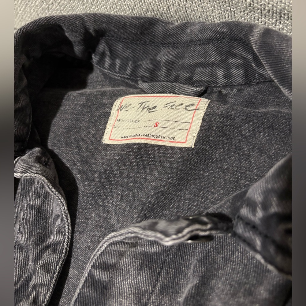 Free People - We The Free Madison City Denim Jacket Washed Black Size Small - Picture 4 of 5